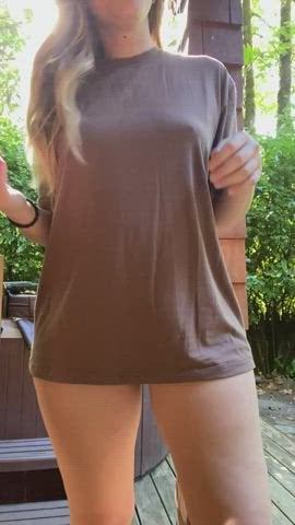 PAWG A pawg in nature wanting to be fucked