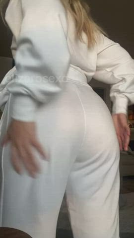 PAWG I love teasing you with my big thick bouncy