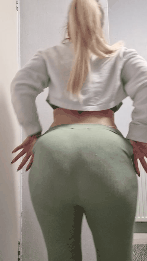 PAWG Just a Pawg pawging