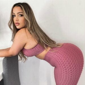Ever fucked a thick Caribbean girl before?