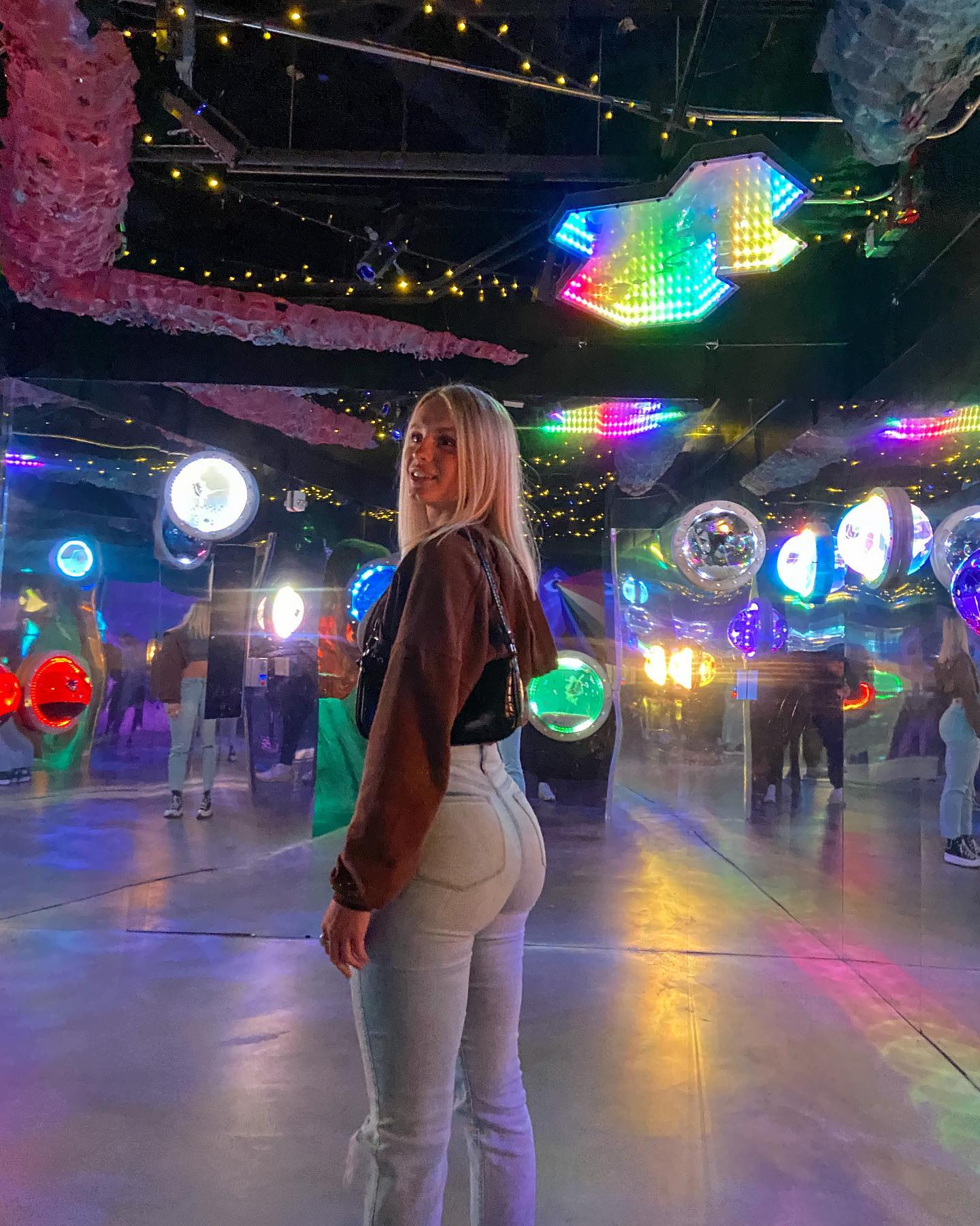 1672174139 753 Meow wolf the other day Vega Thompson
