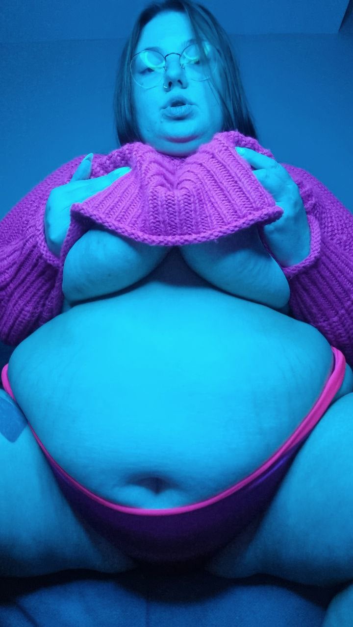 Fat belly and big boobs I know that you like