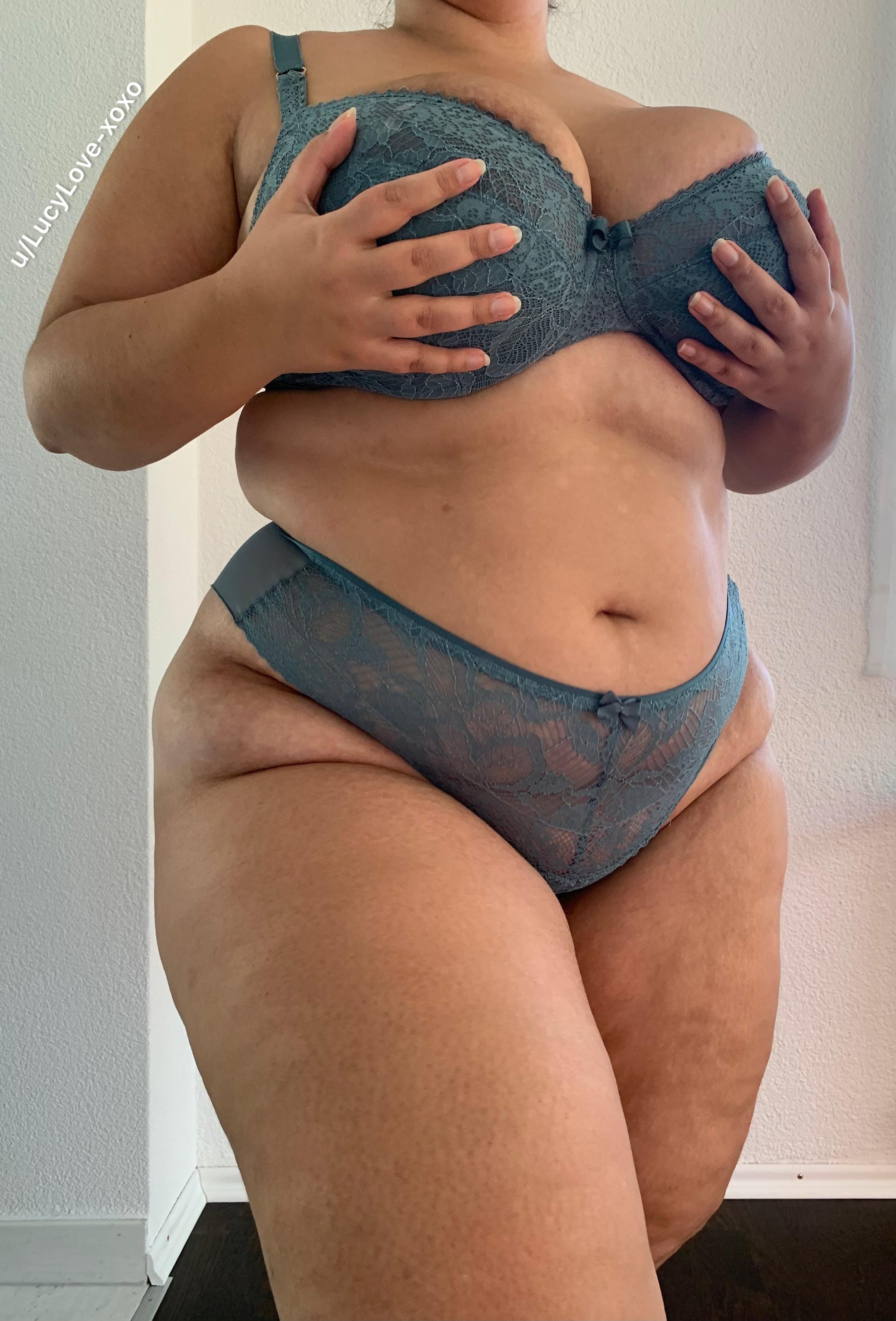 Feeling sexy in this lingerie Thick White Girls