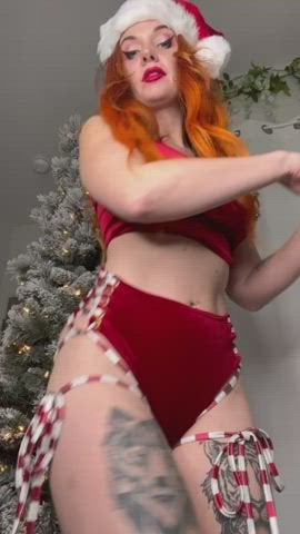 PAWG Who asked Santa for a redhead with a fat