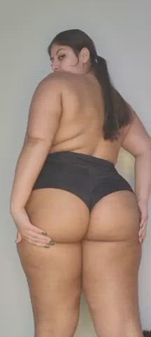 Anyone here actually prefers their Latina girls thick