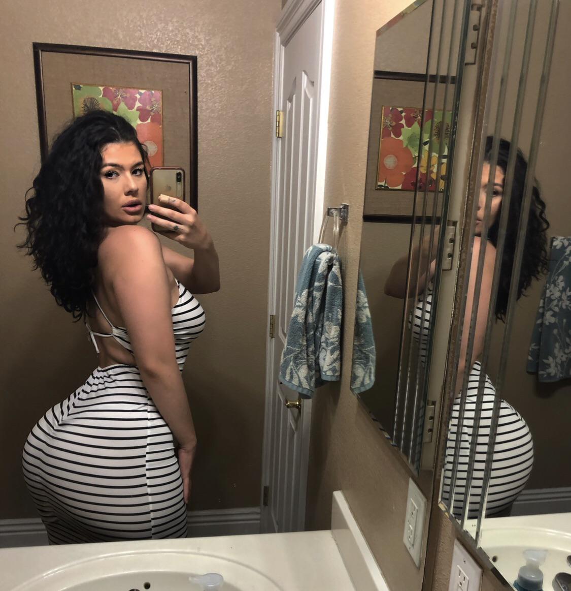 How does my butt look in this sundress 24F Thick