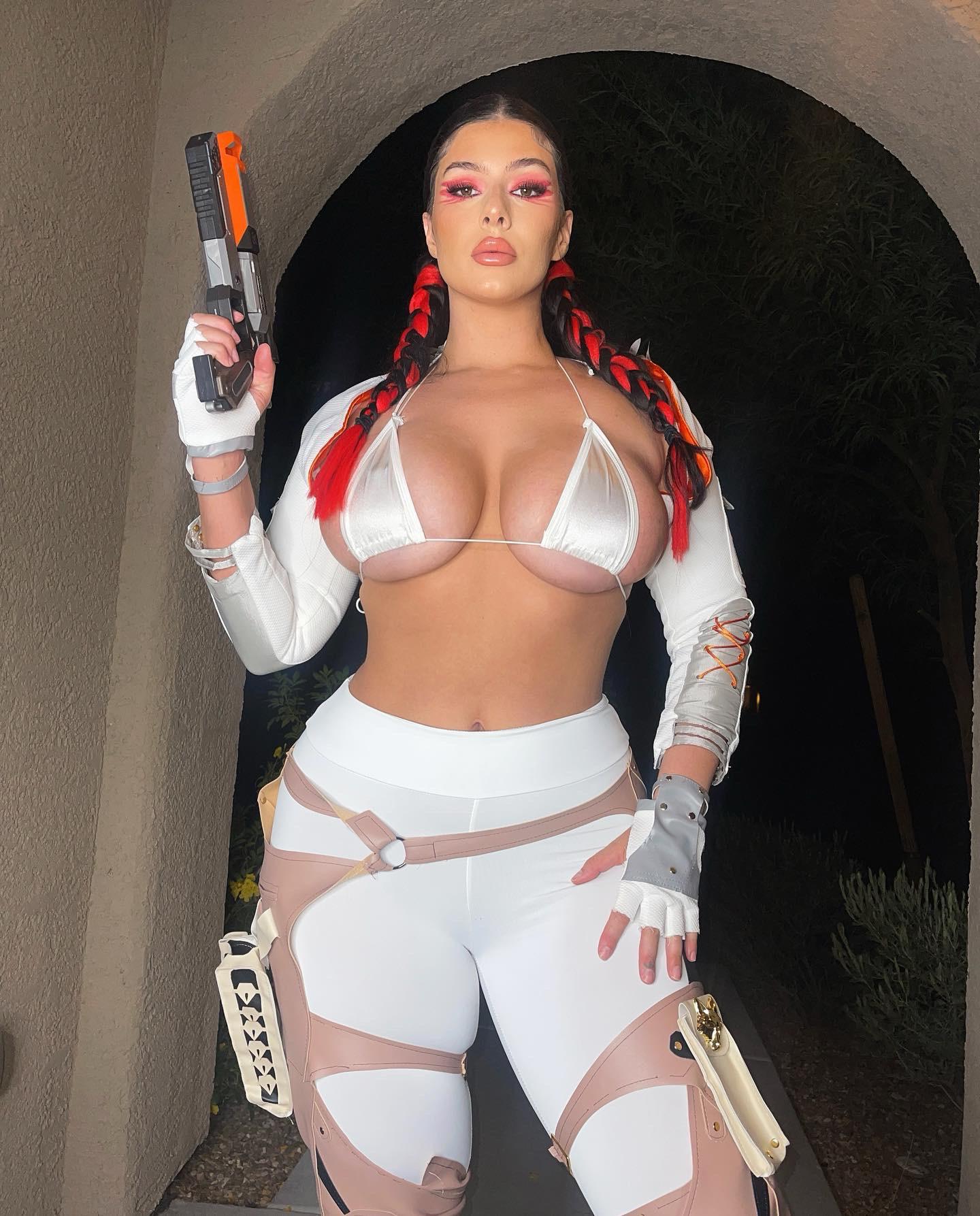 Loba from apex legends by Zoe Renea me Thick Ass