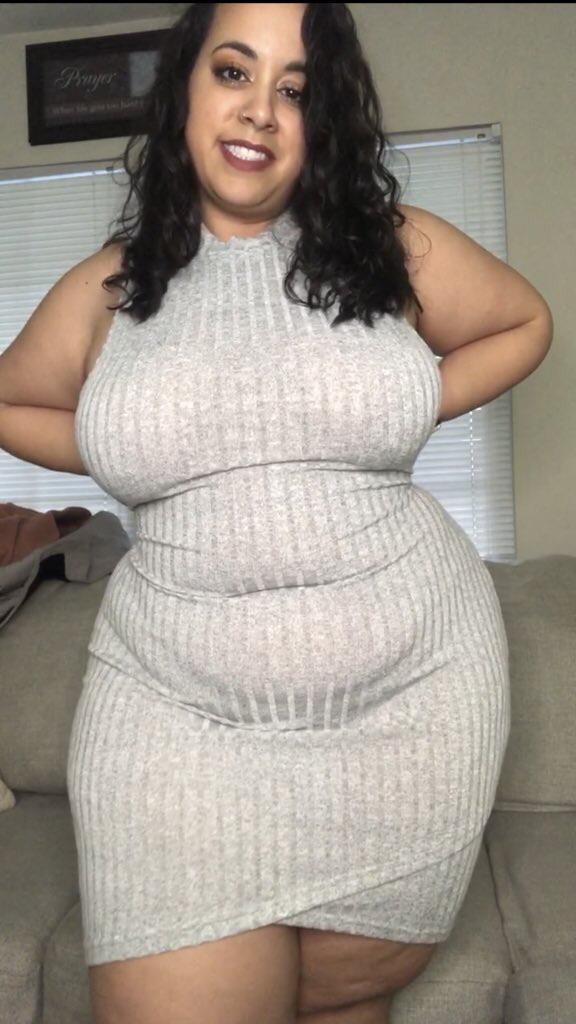 THICK EGYPTIAN THURSDAY with a belly I love this dress