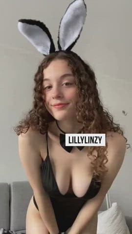 Snding a nudess to every guy that upvts instantly yourlillylinzyy