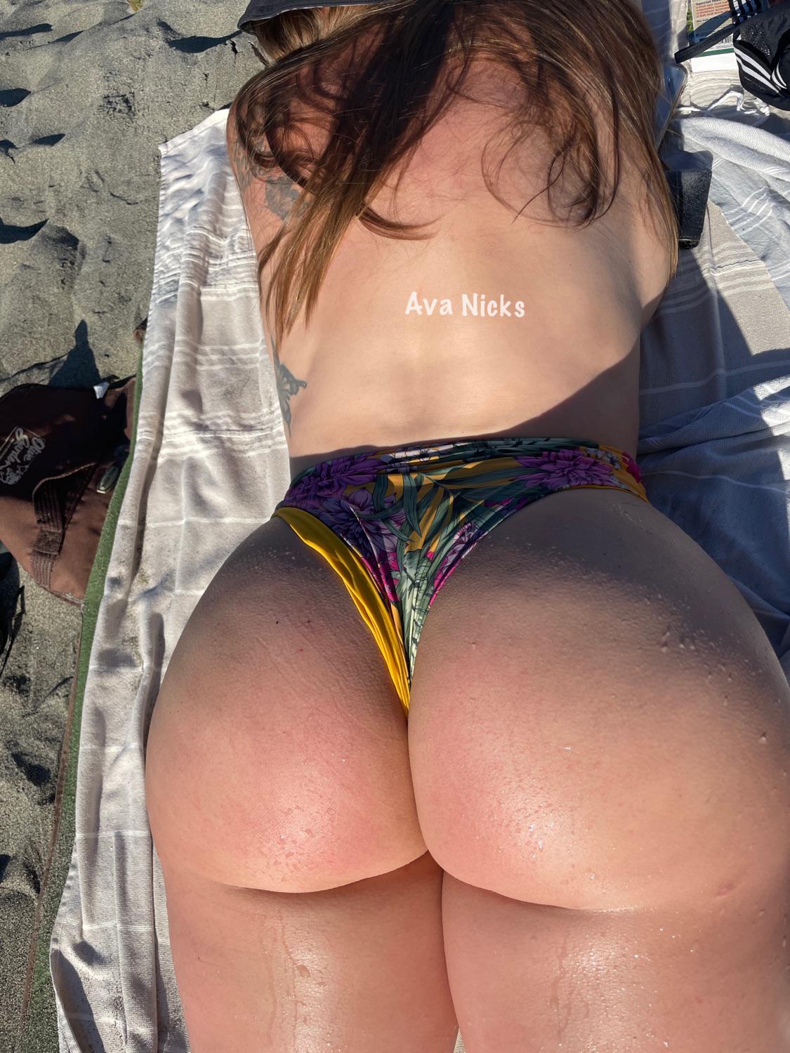 PAWG Can i interest you in 45 of AAA ass
