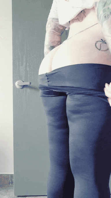 Spank me Saturday Thick White Girls