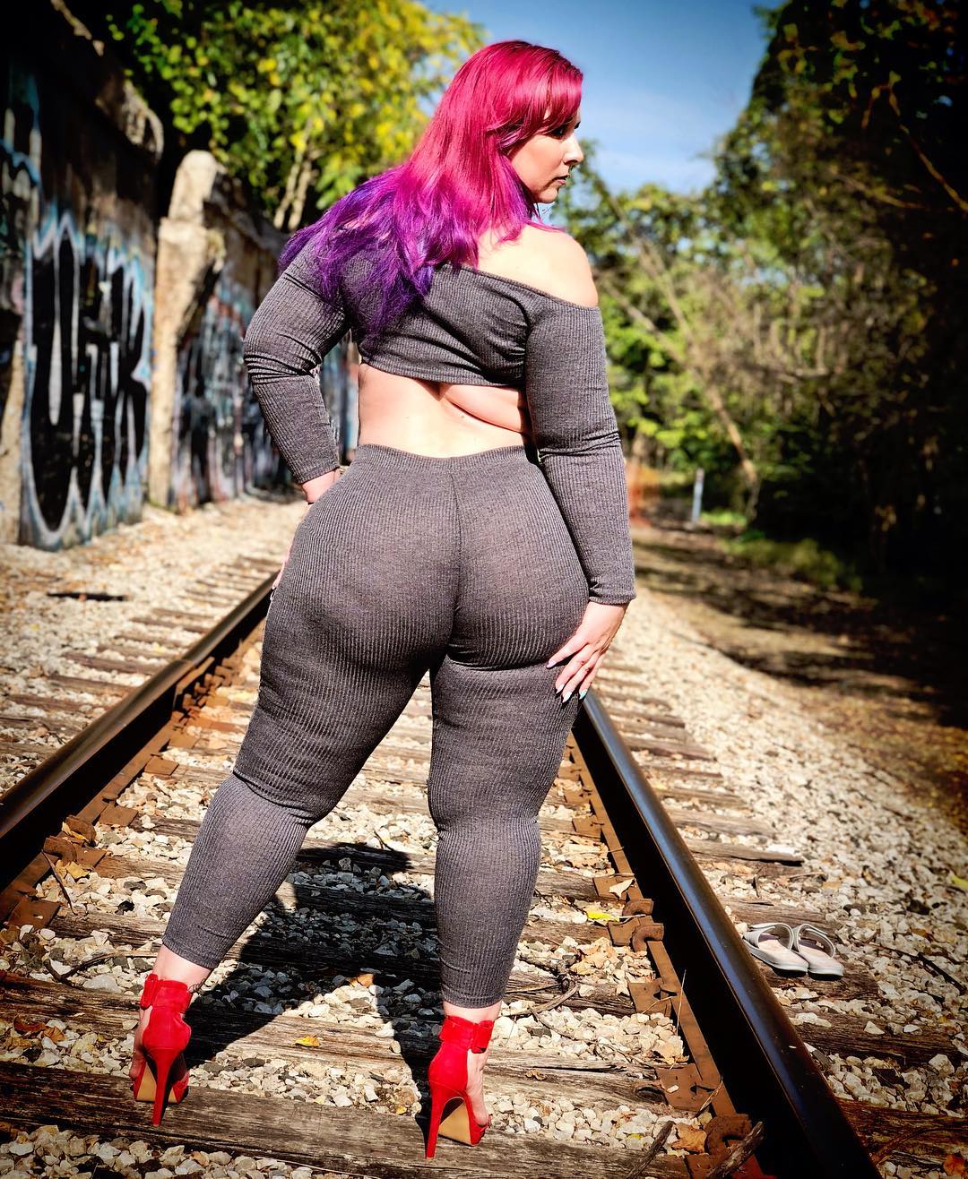 Thicker Paige Porcelain on the tracks