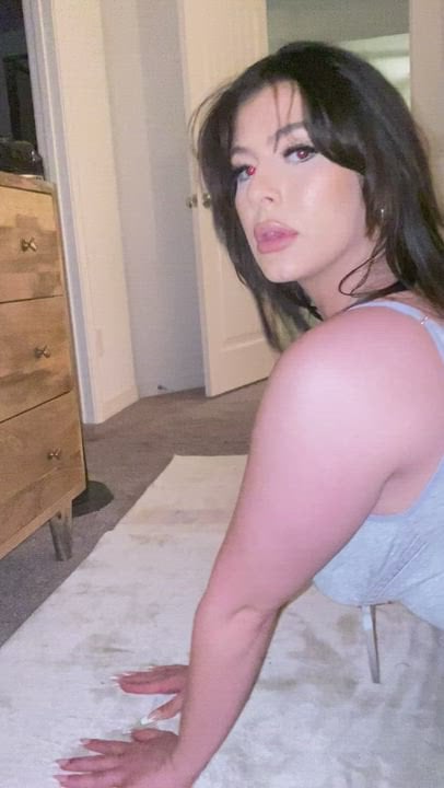 Does anyone on here like thick Latina women Thick Ass