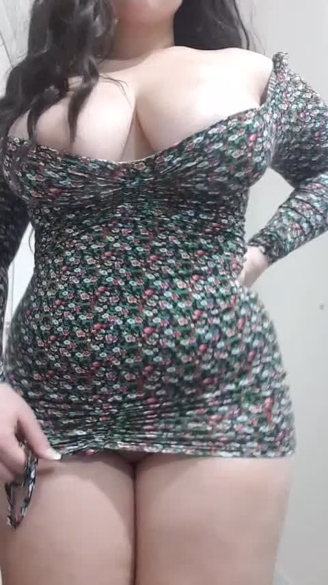 Juicy hips and tits