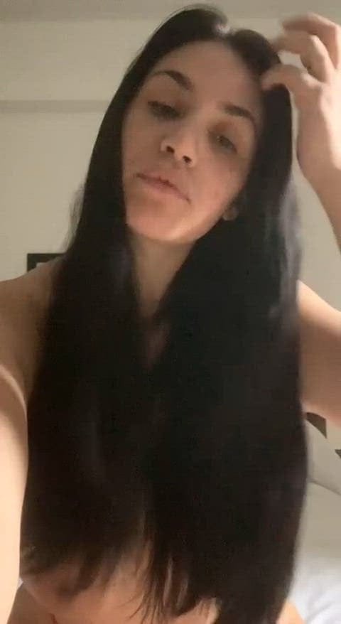 Just a naked girl wanting to say Hi