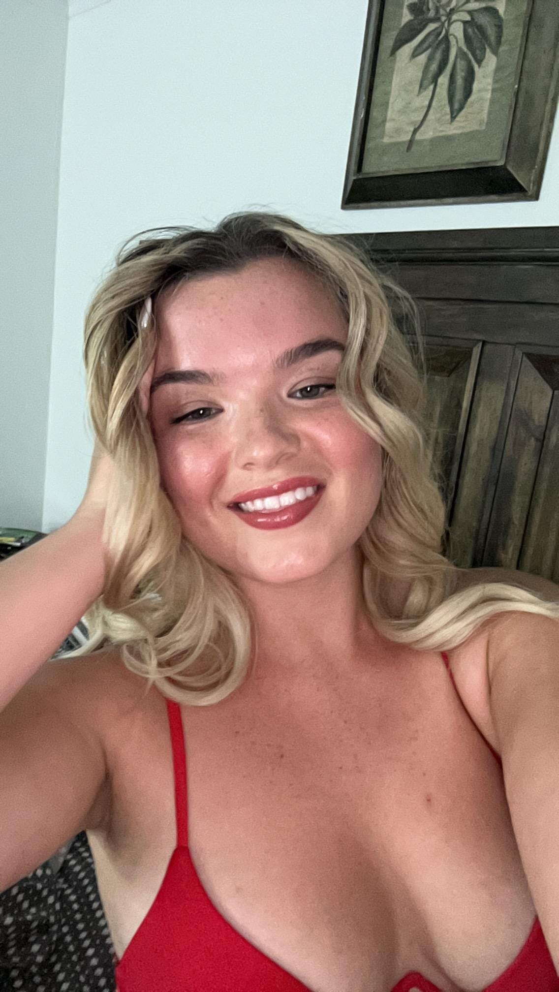 Thicker Someone told me I got a sexy smile is