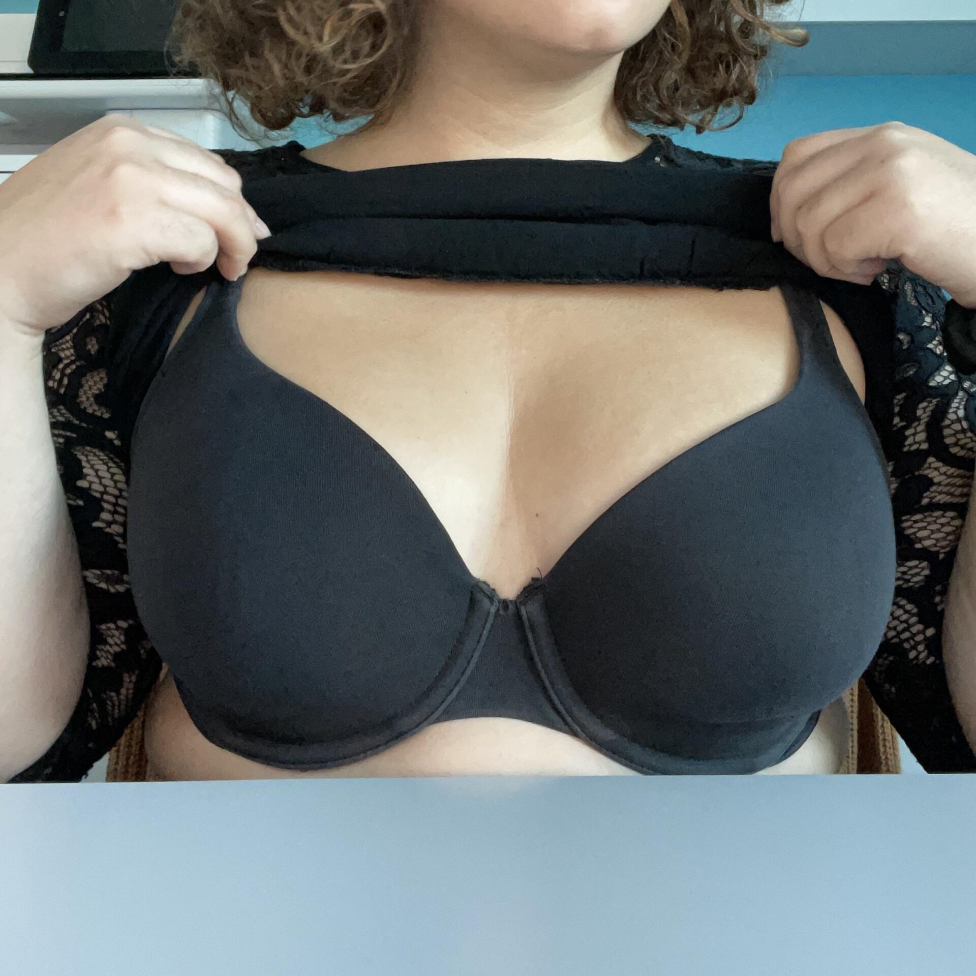 Thicker At my desk waiting for our first patient Thankful