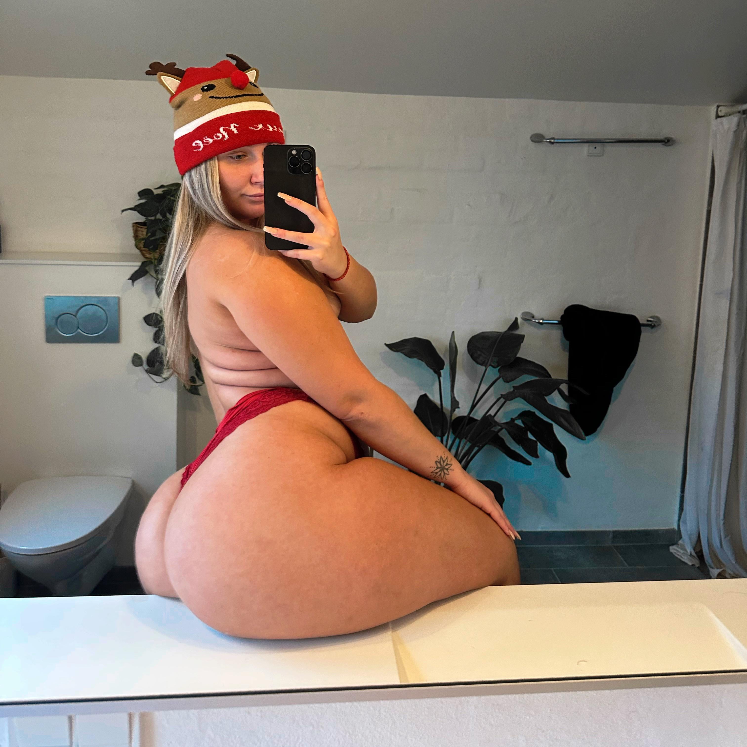 PAWG I got a gift for you