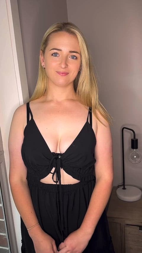 Start your week off with a naughty milf Thick