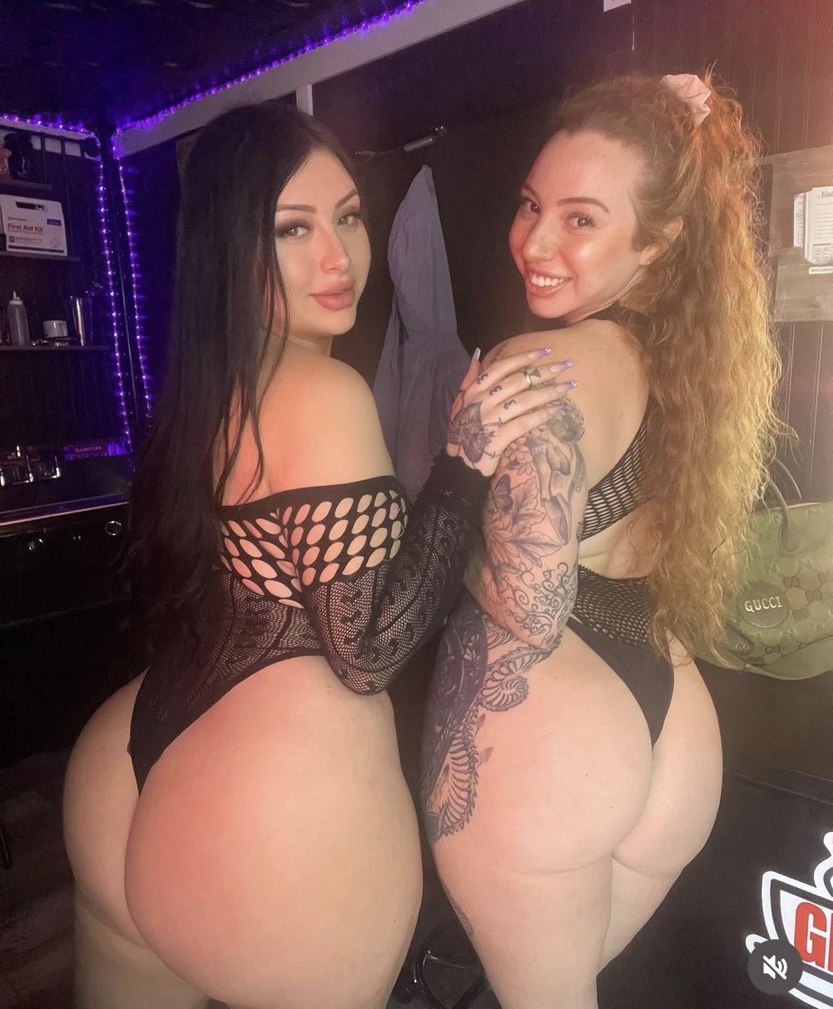 Capbarista Love when they show off PAWG