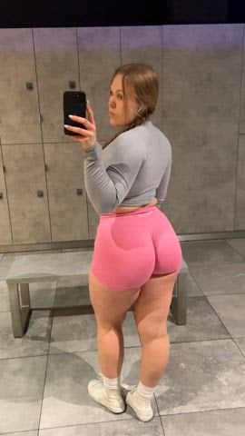 PAWG Road to 50inch ass this year