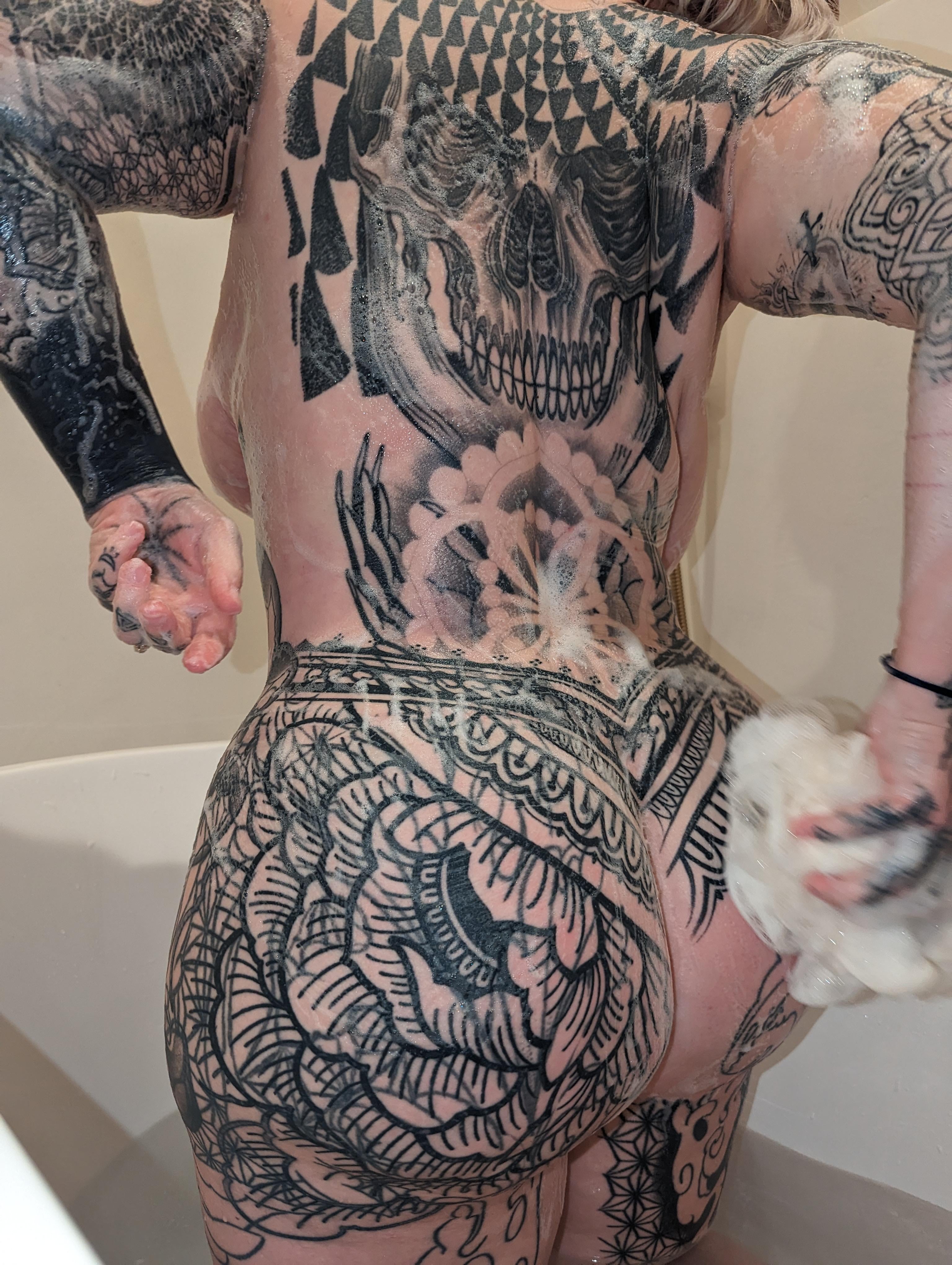 PAWG Cleaning the tats