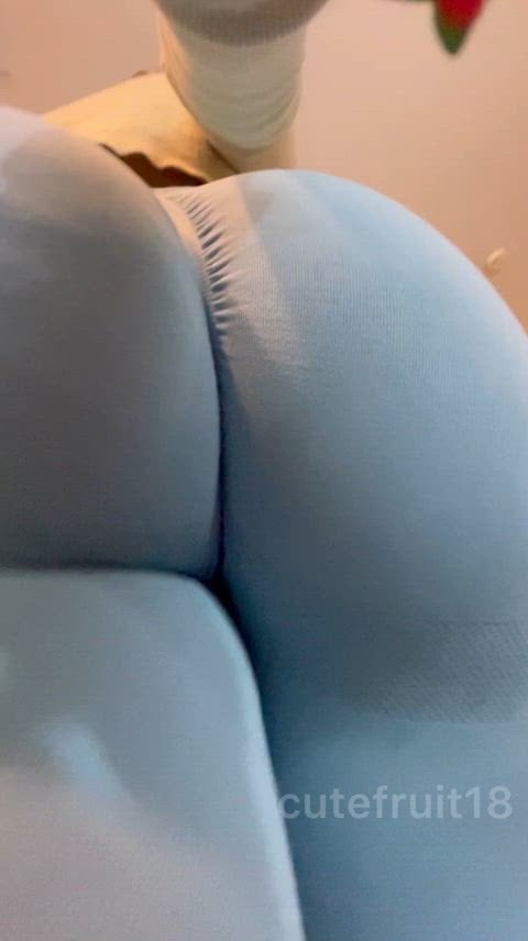 PAWG there isnt a fee to park my ass on