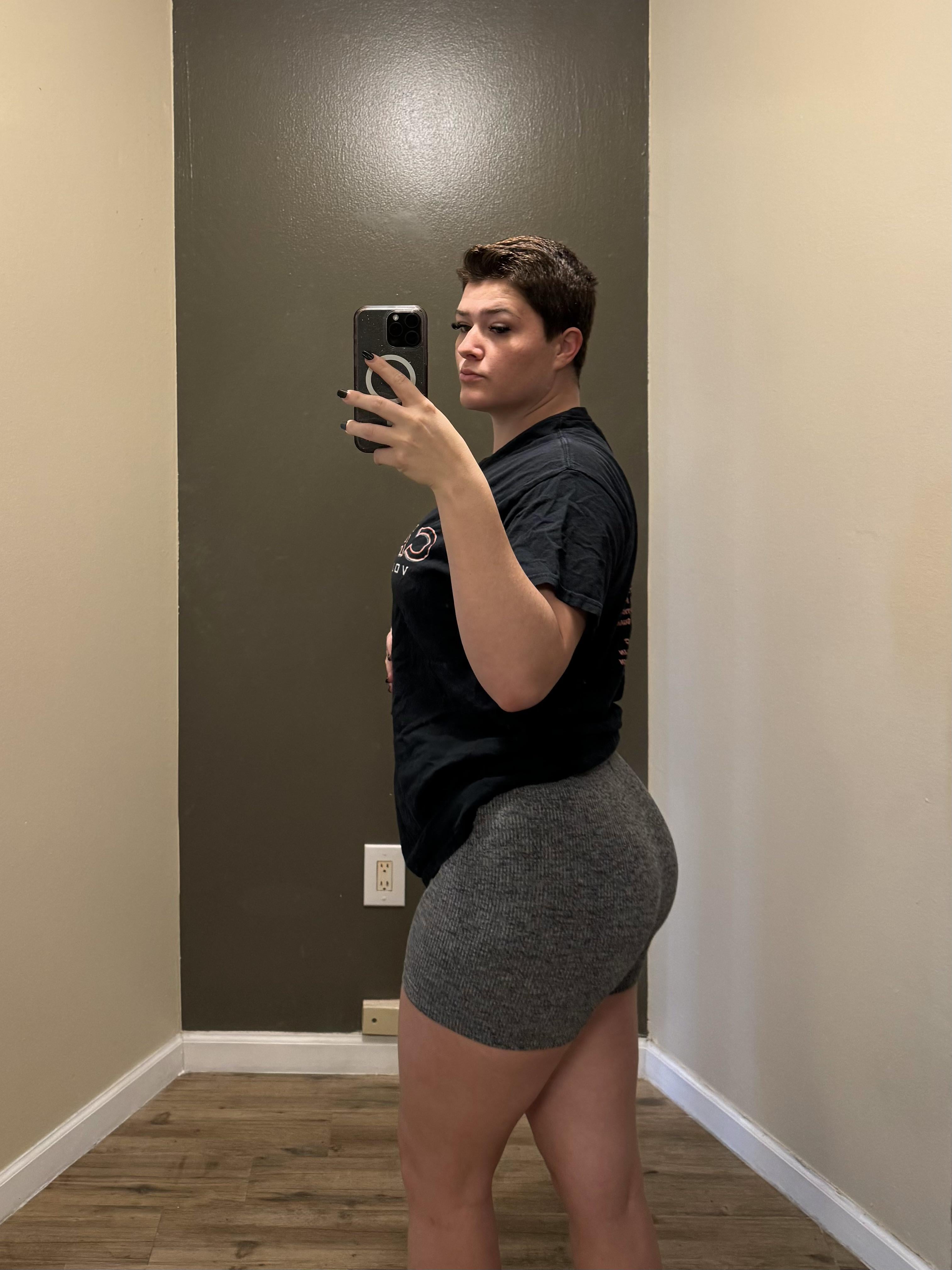 Peach Thick White Girls