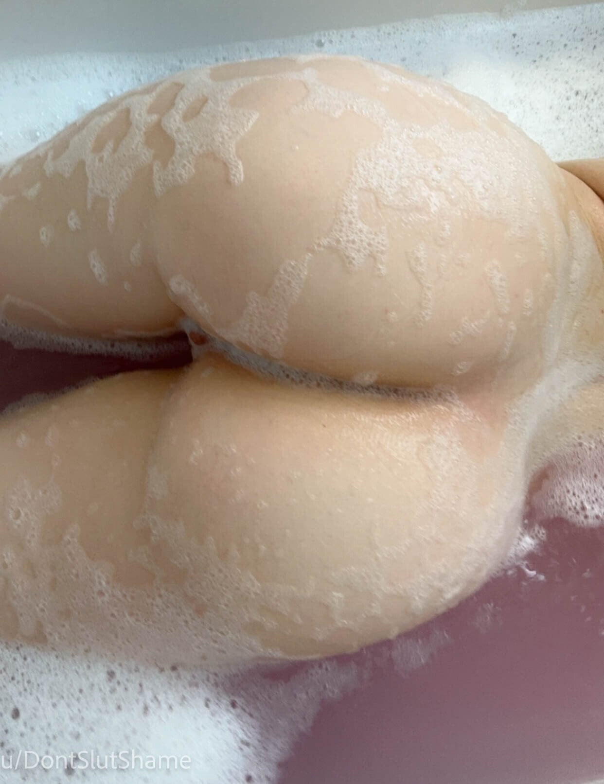 PAWG Help me rinse off these suds real quick