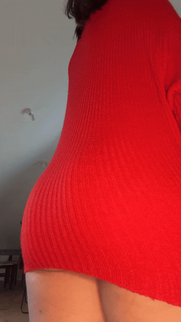 PAWG I feel really hot when I wear red