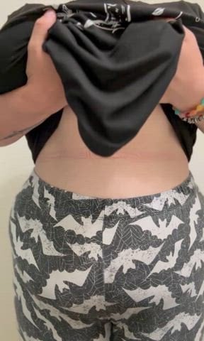 Thicker Goddess loves her titty drop