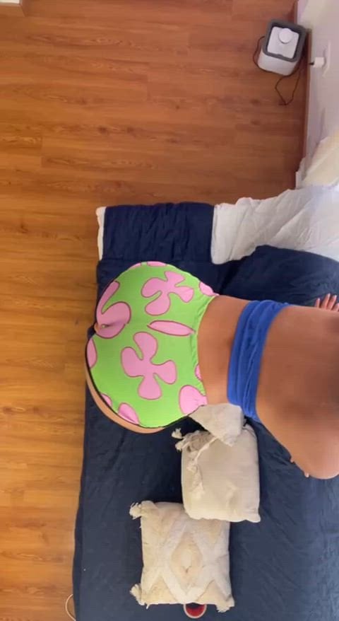 I want to have a partner who sees my ass