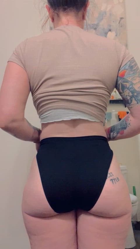 PAWG Phat ass white girl