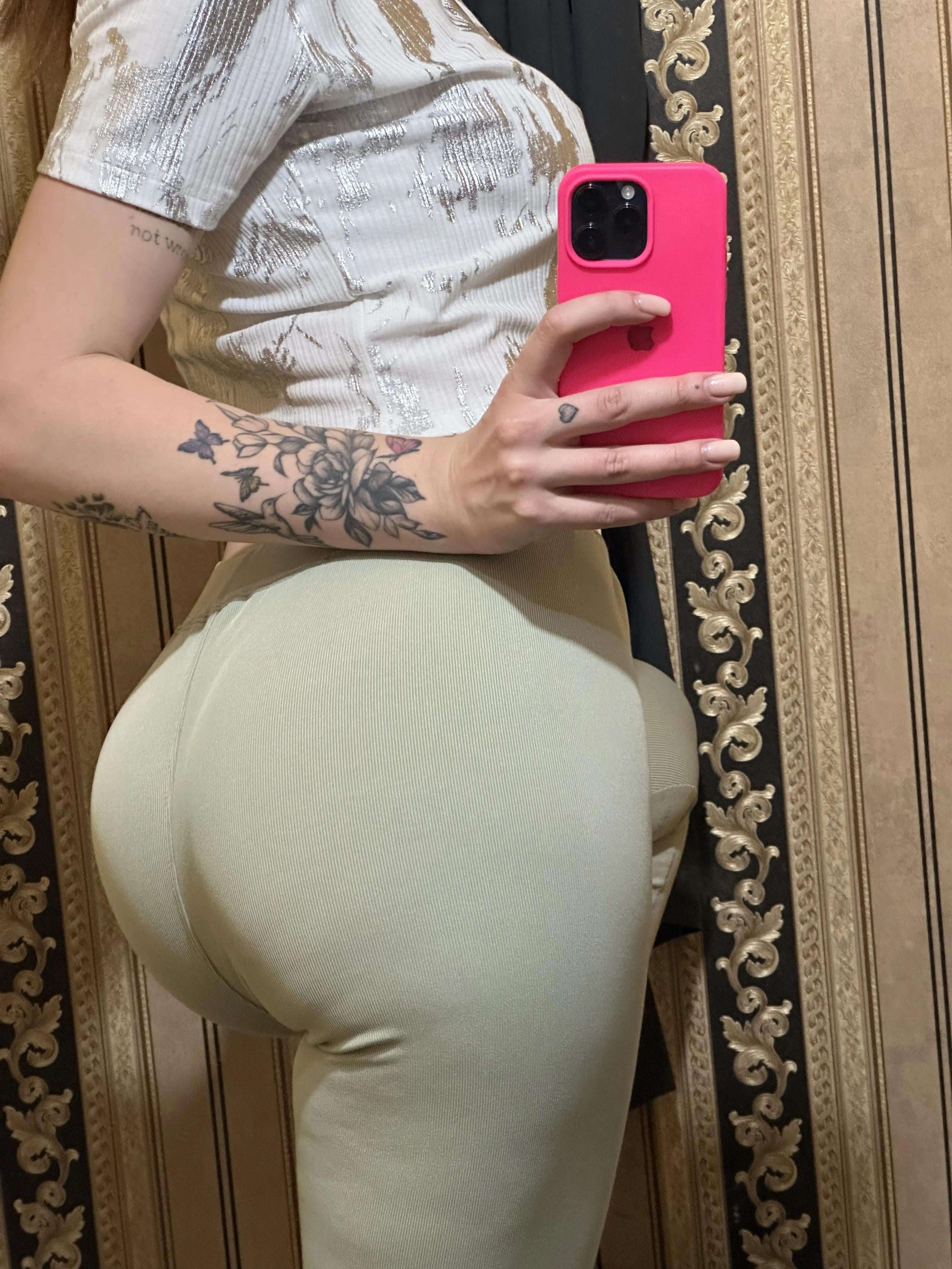 Thicker For a white girl my ass is pretty big
