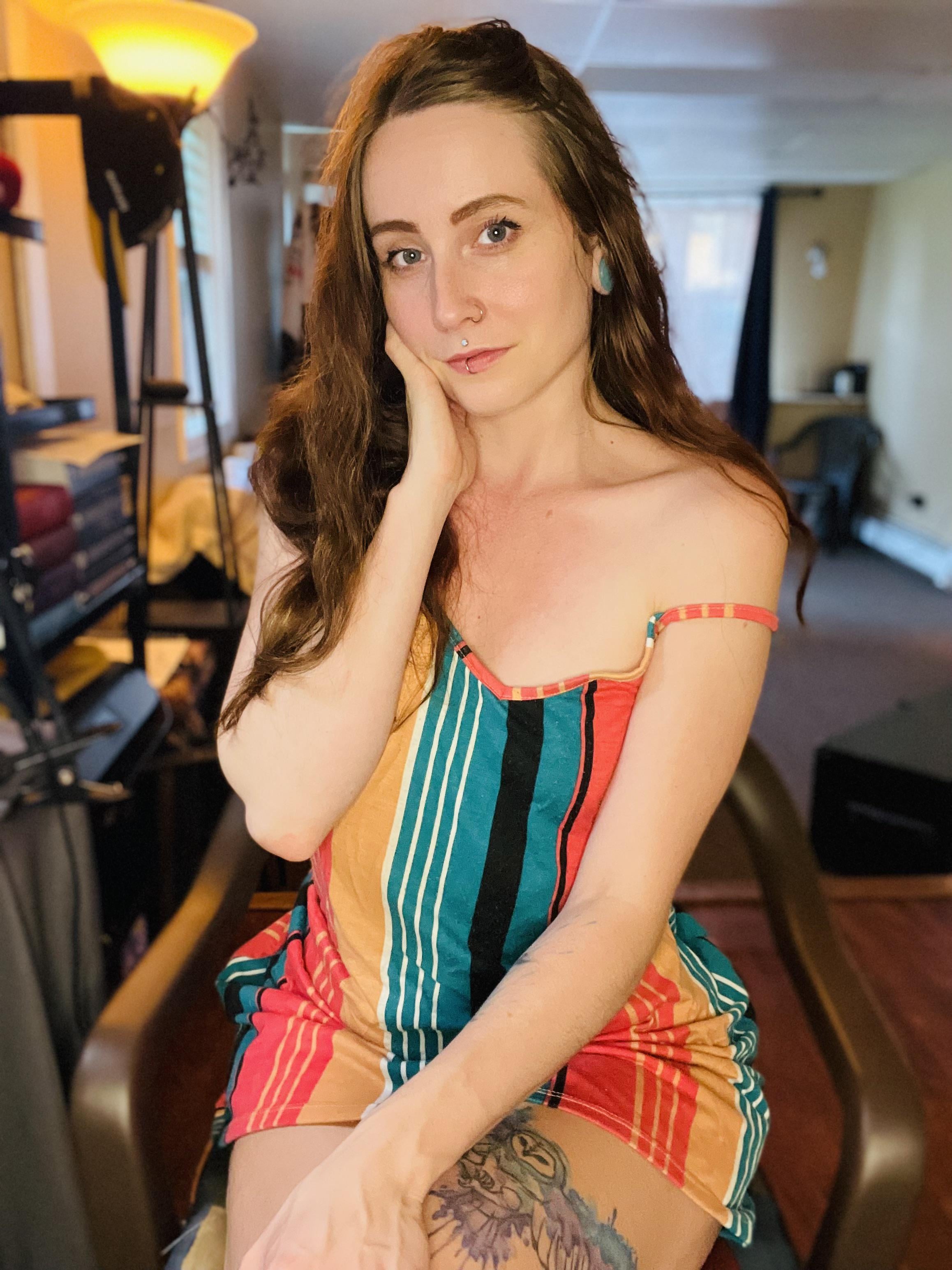 Mwuahhhh Thick White Girls