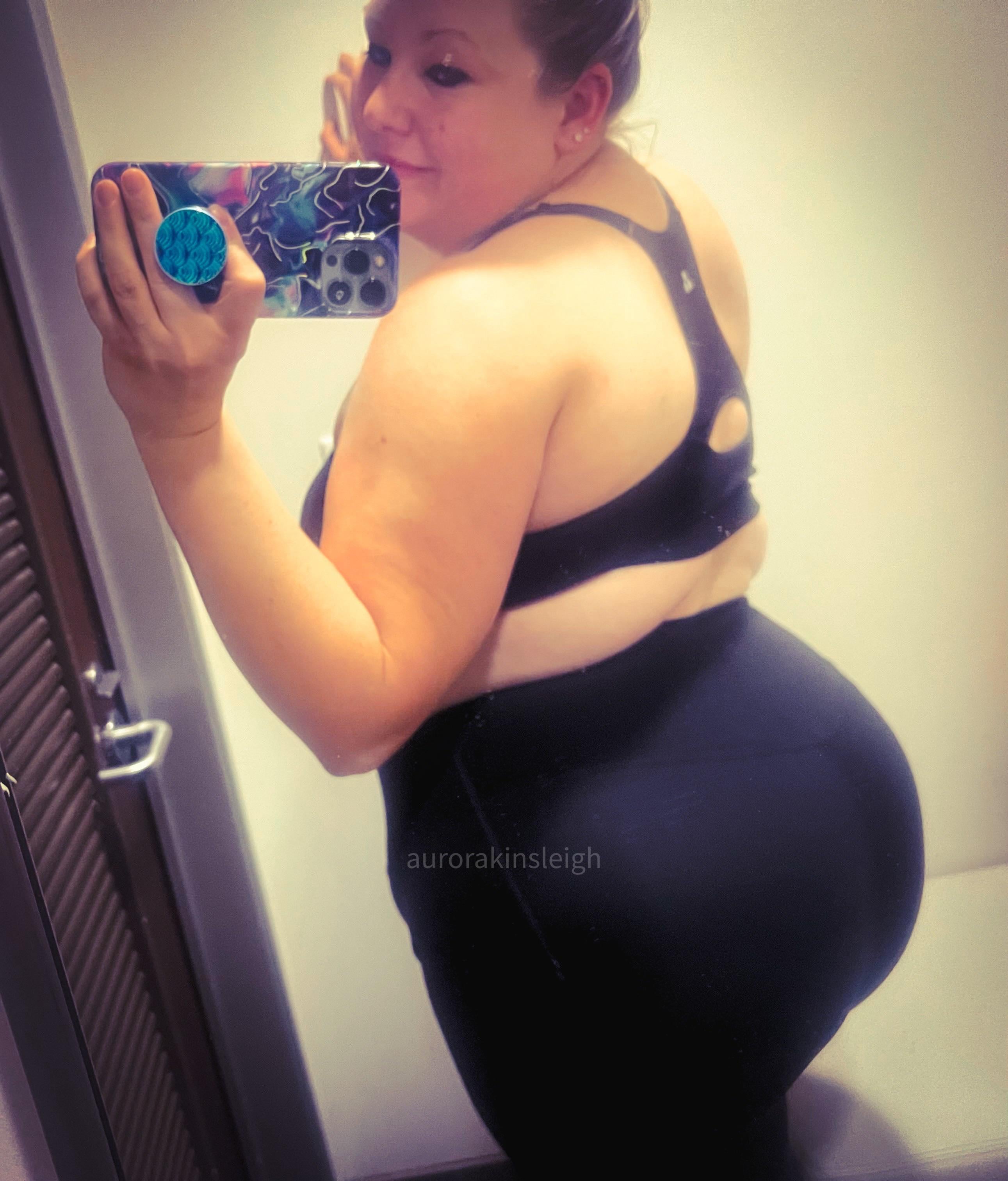 Thicker Cum work out with me