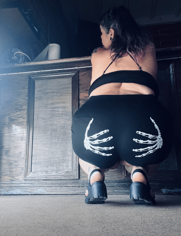 Thicker bony handful