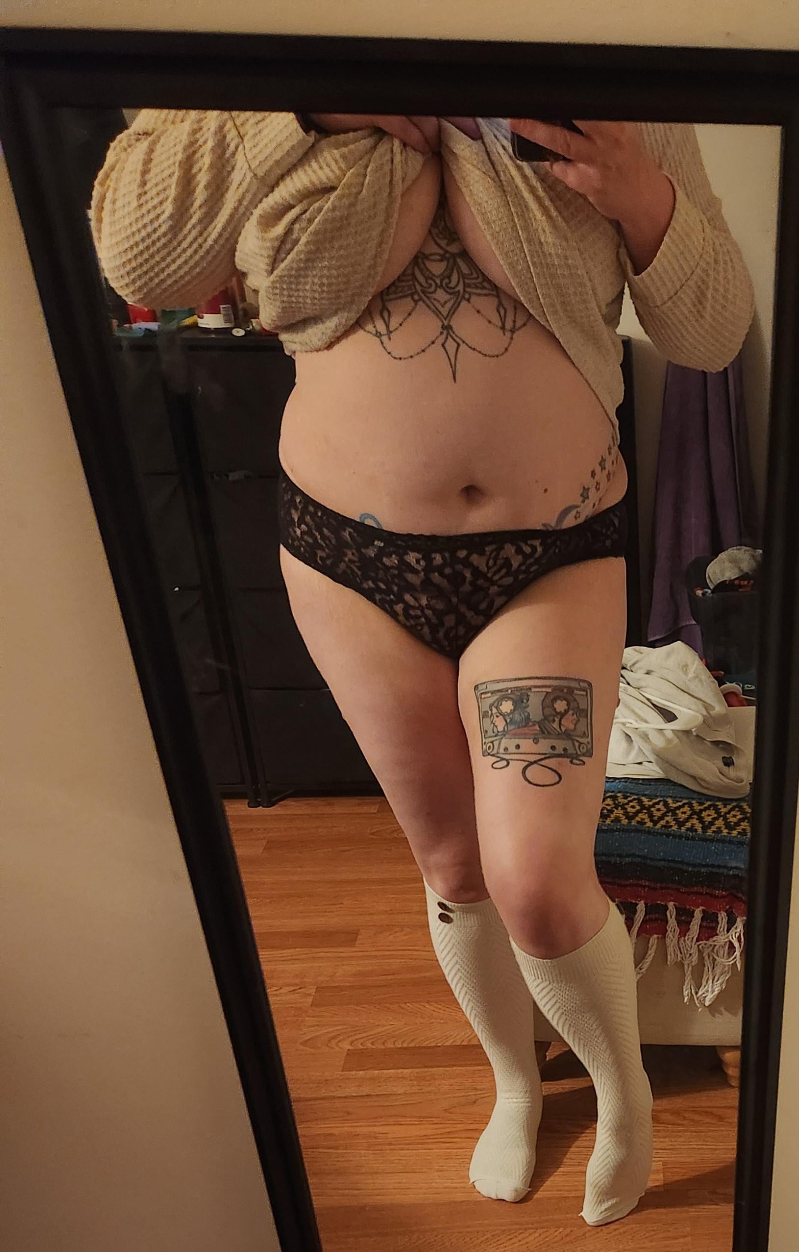 Thicker I heard you like curves and tattoos