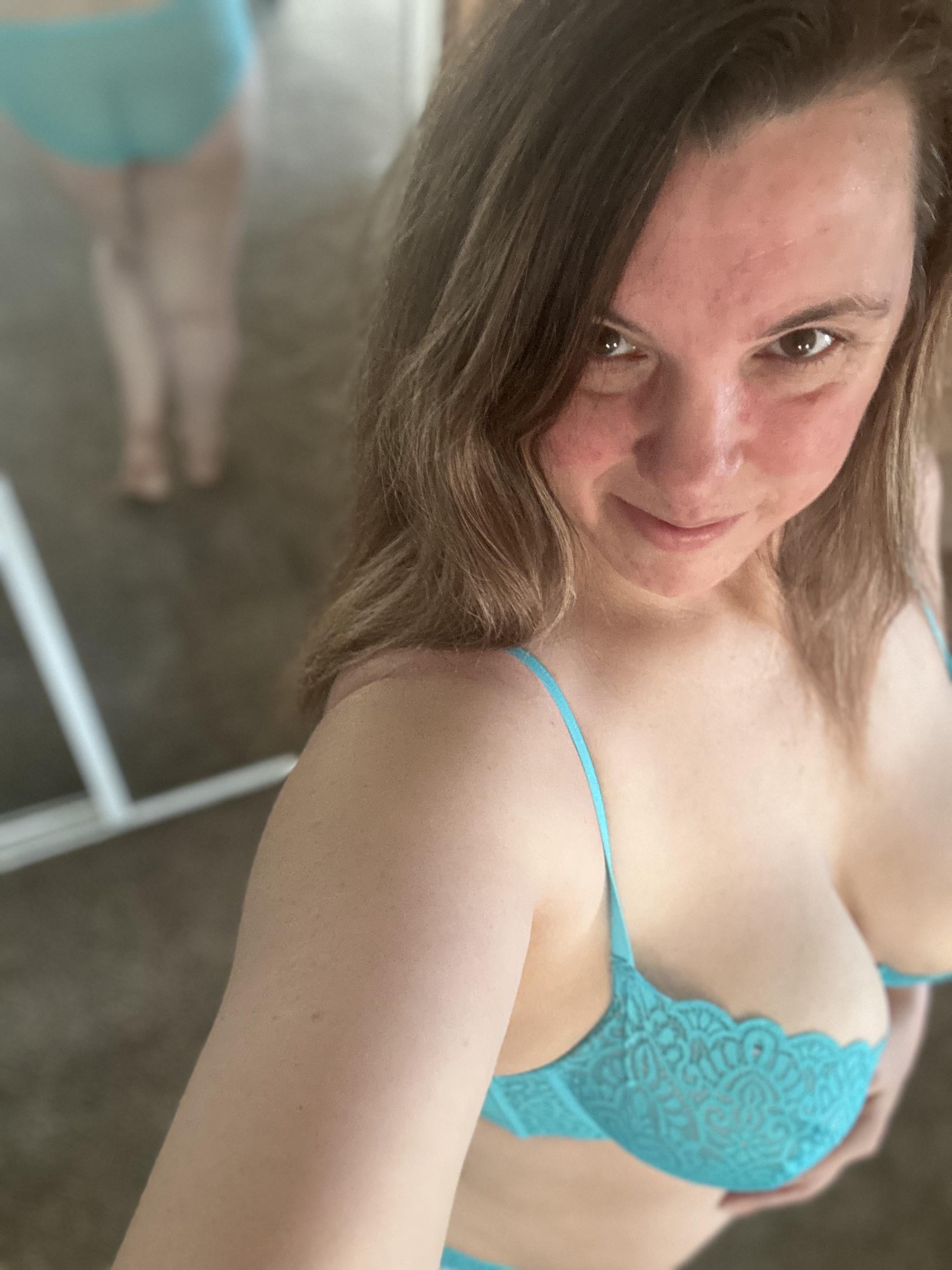 Thicker Thick girls do it best and i can prove