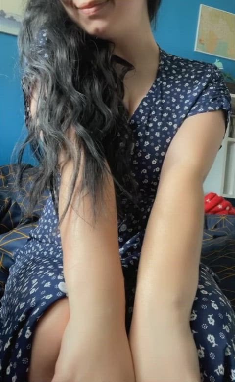 How you like my dress for our first date