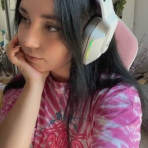 In case you’re looking for thick gamer girl… I’ve got you one!