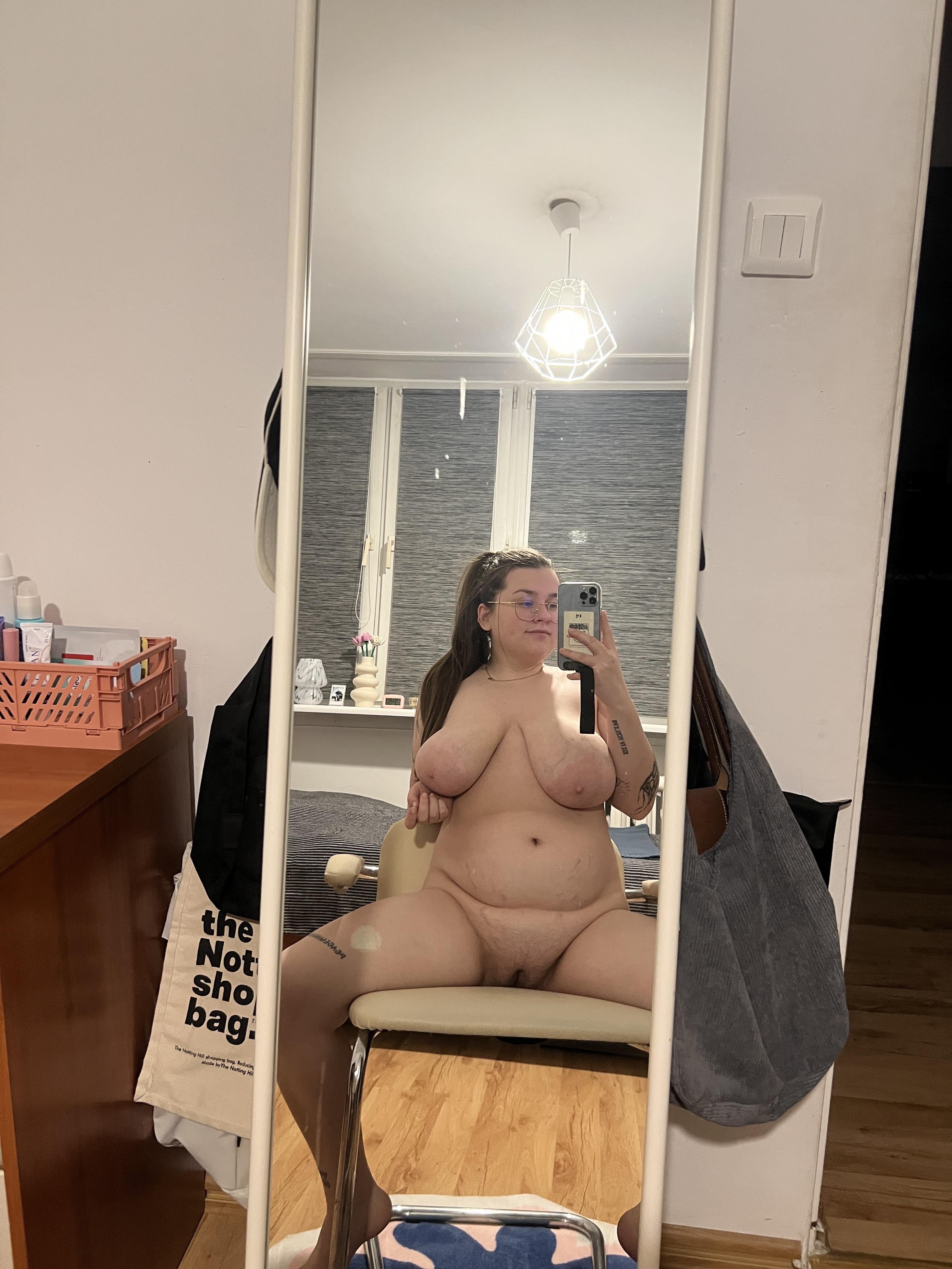 1743331038 452 Thick in all the right places Thick White Girls