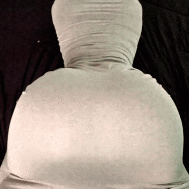 Tight waist jiggly ass