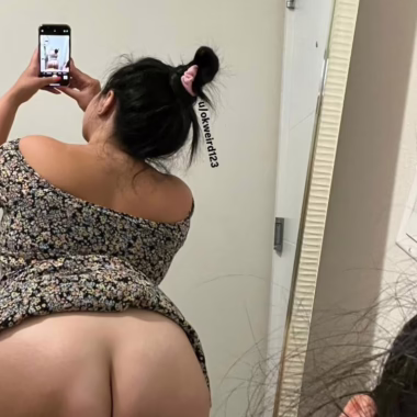 Smack my booty before you eat it