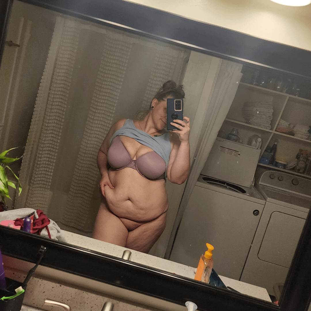 Cleaning the house in this today Thick White Girls