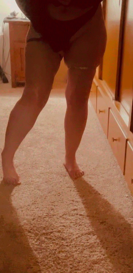 Thicker Help me TAKE OFF my THIGH JEWELRY