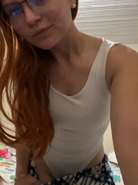 I got that thick redhead energy come handle it