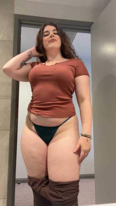 I dont bring much… just this ass to the party