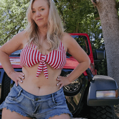 Your new Milf crush [F51]
