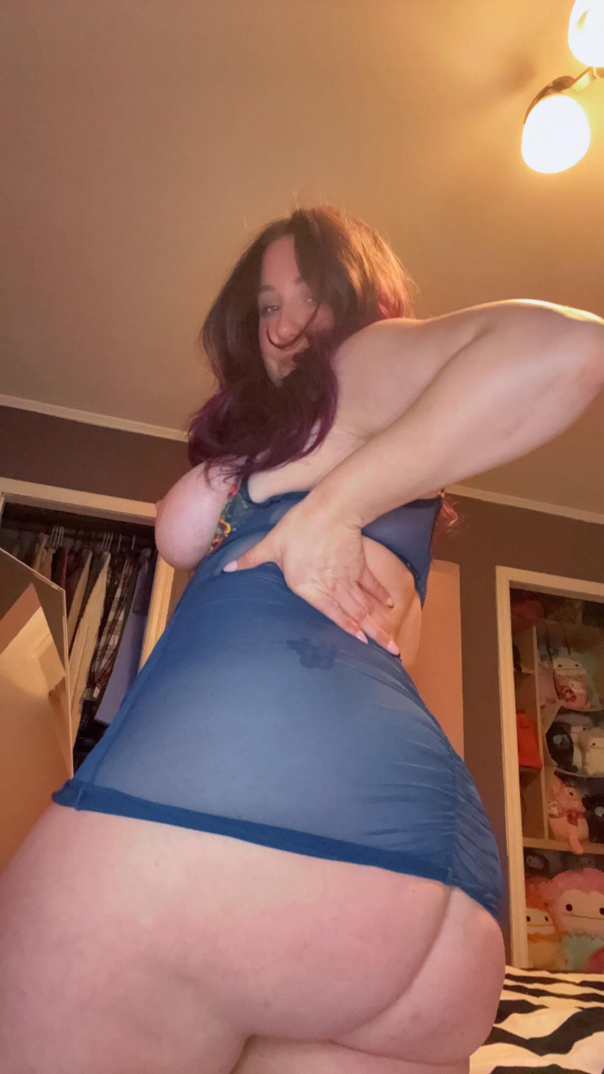 Borrow your face for a bit Thick White Girls